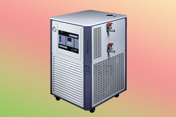大型冷熱一體機是如何實現(xiàn)壓力調節(jié) 大型冷熱一體機是如何實現(xiàn)壓力調節(jié)